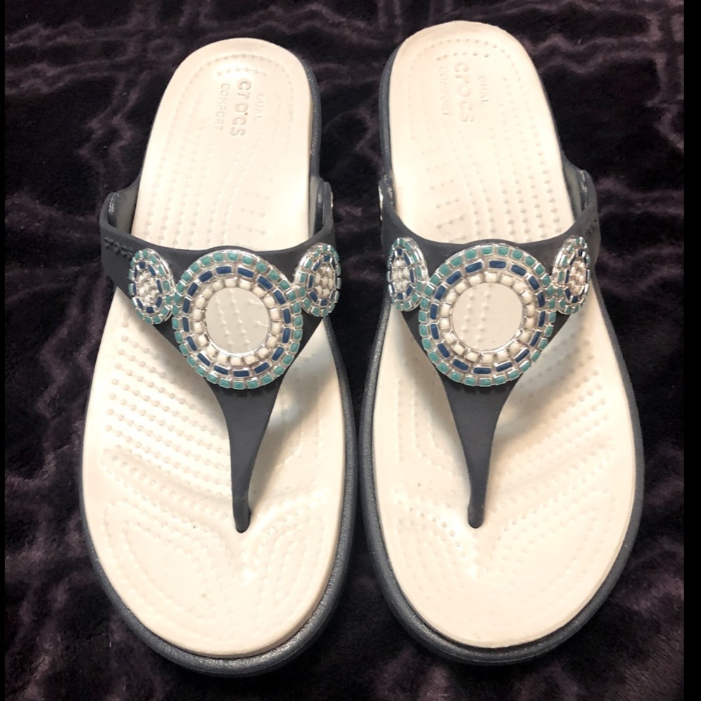 EUC Crocs sandals/heels